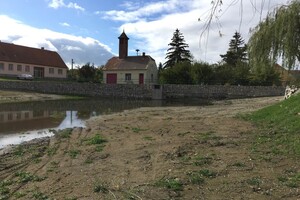 IMG-bbd856987adcb885c671fea4481e2473-V